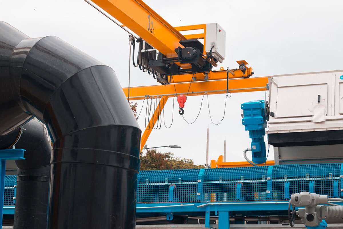 3 puentes grúa para nueva estación de bombeo en Ecuador