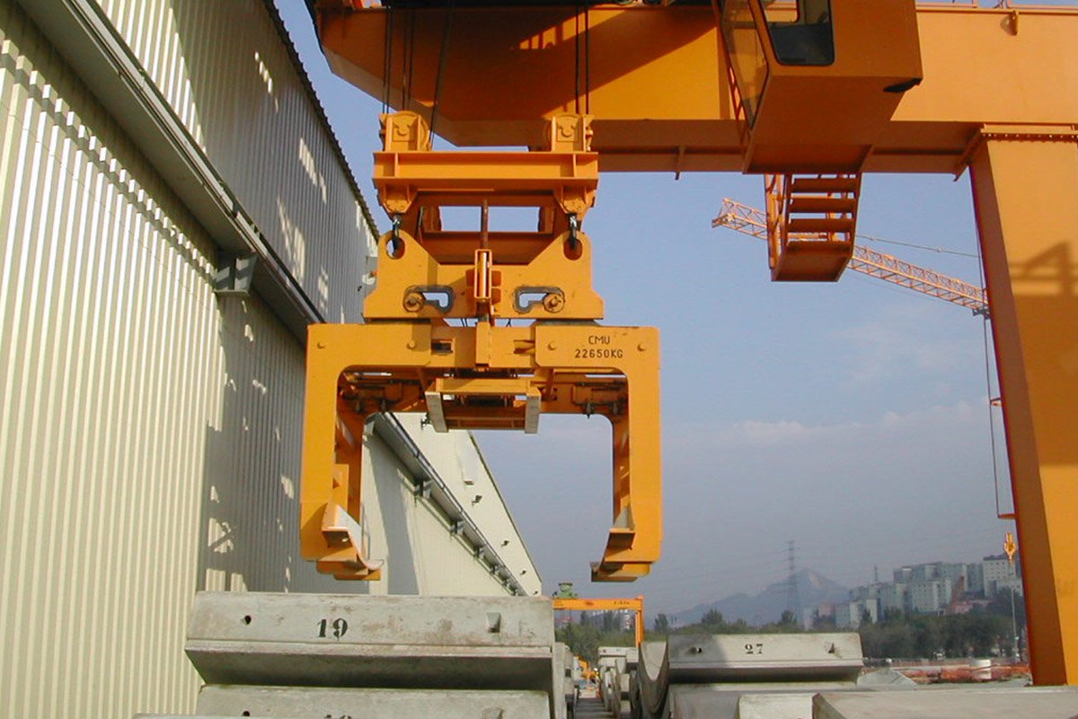 Las grúas más fiables para fábricas de prefabricados de hormigón y construcción de túneles