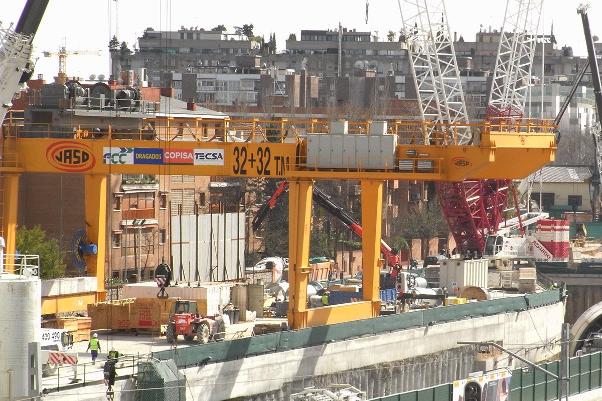 Las grúas más fiables para fábricas de prefabricados de hormigón y construcción de túneles