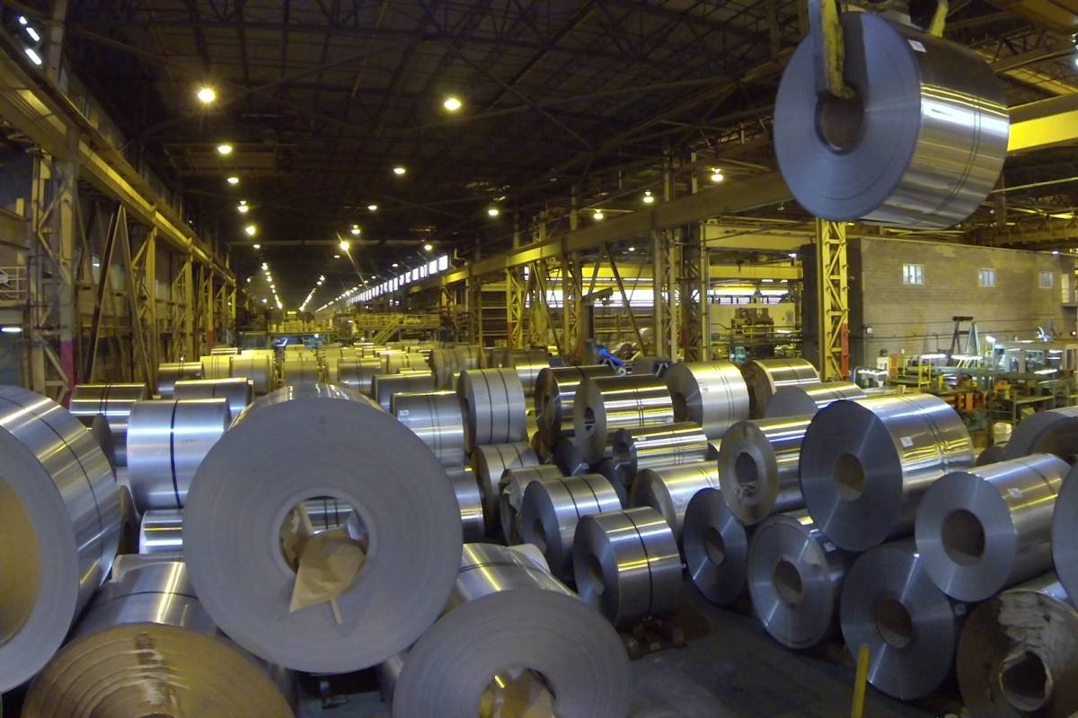 Diseño y suministro de grúas de acería y laminación en caliente para NAS