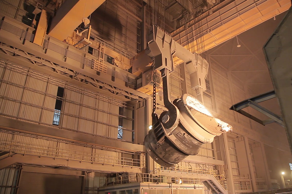 Diseño y suministro de grúas de acería y laminación en caliente para NAS